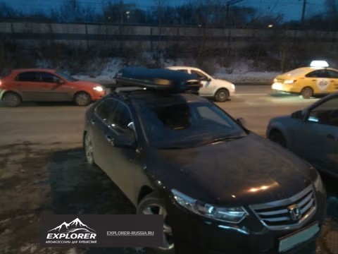 Фото багажника Атлант для Honda Accord CE 1993-1998 г.в. (Арт. 8809-6013-8834) на Honda Accord