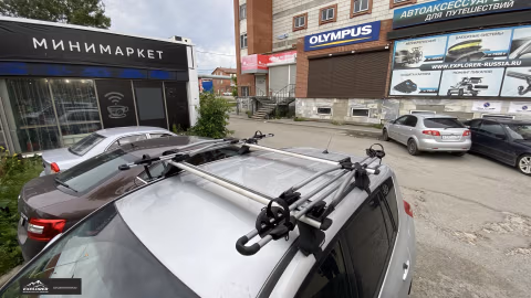 Фото велобагажника Thule FreeRide 532 на Toyota RAV 4